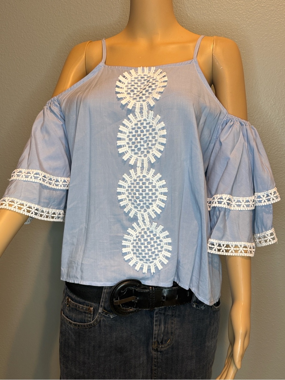 ViVID Importers Light Blue Cold-Shoulder Embroidered Top